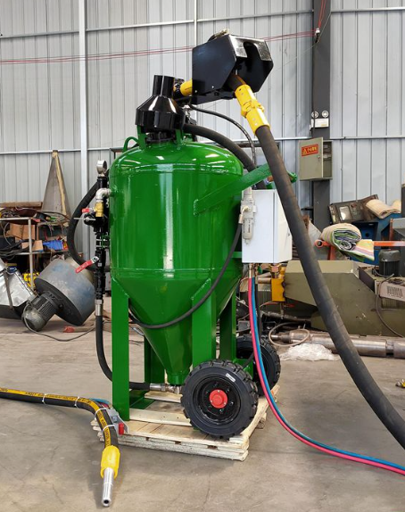 丰都移动式喷砂机 户外施工效率翻倍