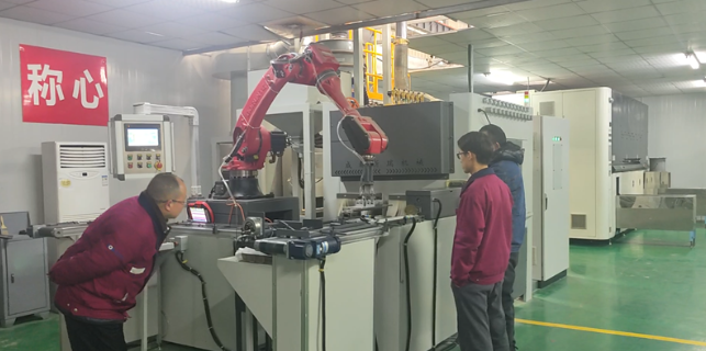 丰都干式喷砂机和湿式喷砂机 区别及适用场景